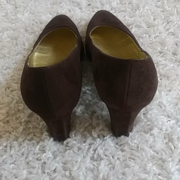 Bruno Magli Shoes - Picture 3 of 7